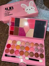 ULTRA BEAUTY MAKEUP KIT GIRLS SHADE 35 COLOUR
